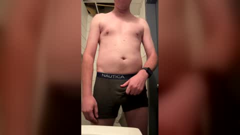 Snapshot of southernblueyes chatting on 03/28/26, 12:05 Southernblueyes online show from 03/28/26, 12:05