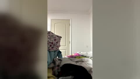 Snapshot of southernblueyes chatting on 04/05/26, 11:13 Southernblueyes online show from 04/05/26, 11:13