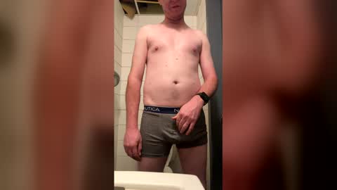 Snapshot of southernblueyes chatting on 04/07/26, 04:51 Southernblueyes online show from 04/07/26, 04:51