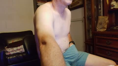 Snapshot of southernblueyes chatting on 06/19/26, 12:59 Southernblueyes online show from 06/19/26, 12:59
