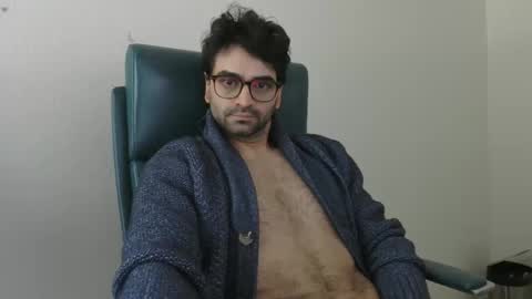 Snapshot of southerncharm779088 chatting on 02/27/25, 04:32 southerncharm779088 online show from 02/27/25, 04:32