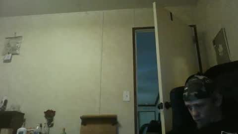 southerngay97 online show from 10/21/25, 04:08