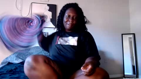 Snapshot of southerngothgoddess chatting on 11/14/25, 01:54 SG online show from 11/14/25, 01:54