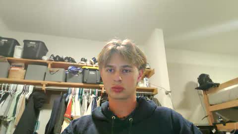 Snapshot of southpaw707 chatting on 11/09/25, 07:39 southpaw707 online show from 11/09/25, 07:39