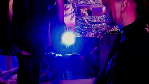 Snapshot of sova_energy chatting on 11/30/25, 03:54 Leah online show from 11/30/25, 03:54