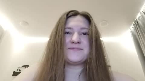 Snapshot of sovagloomy chatting on 11/02/25, 08:33 sovagloomy online show from 11/02/25, 08:33