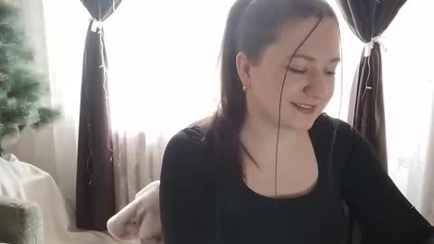 Snapshot of sovagloomy chatting on 12/22/25, 11:51 sovagloomy online show from 12/22/25, 11:51