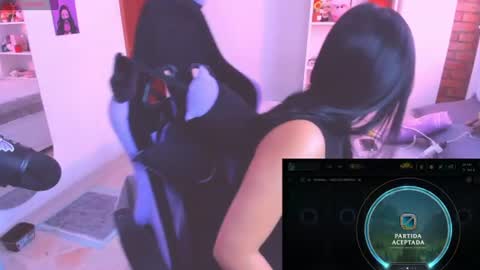 Snapshot of soy___lili chatting on 06/22/26, 03:31 Lili online show from 06/22/26, 03:31