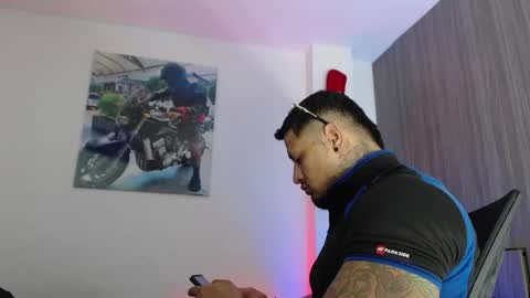 soy_apolo online show from 09/17/25, 03:08