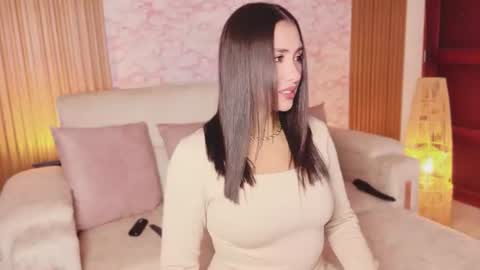 Snapshot of soy_daniela1 chatting on 06/12/26, 02:10 Daniela online show from 06/12/26, 02:10