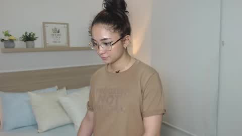 M A R I A N A online show from 01/08/25, 04:44