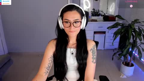 Luisa    online show from 01/19/25, 11:43