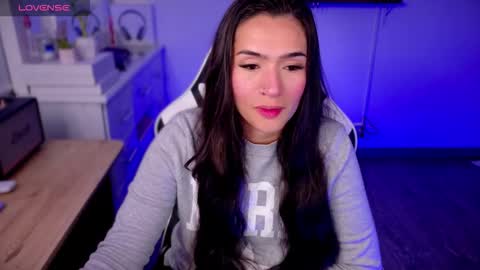 Luisa    online show from 11/02/25, 10:45