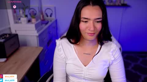 Luisa    online show from 11/20/25, 10:42