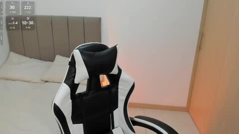 Snapshot of soyamandaa chatting on 03/05/26, 10:17 Instagram Soyamandaa 1 online show from 03/05/26, 10:17