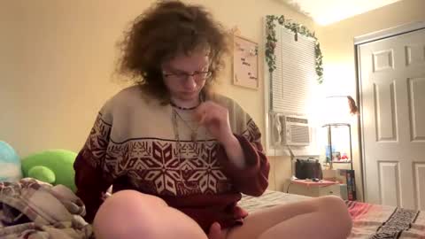 Snapshot of soyboy201 chatting on 02/23/25, 03:24 Soyboy20 online show from 02/23/25, 03:24