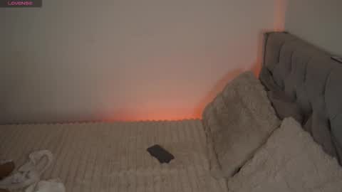 Snapshot of soydenise chatting on 11/01/25, 04:42 Denise online show from 11/01/25, 04:42