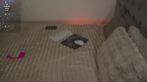 Snapshot of soydenise chatting on 12/16/25, 07:08 Denise online show from 12/16/25, 07:08