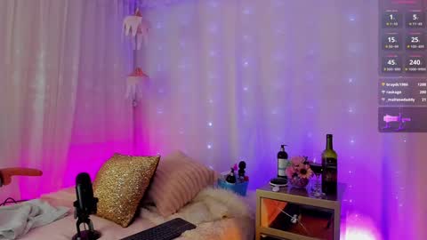 Snapshot of soyemi_ chatting on 01/09/25, 03:04 25 online show from 01/09/25, 03:04