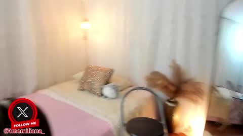 Snapshot of soyemi_ chatting on 06/13/26, 11:35 25 online show from 06/13/26, 11:35