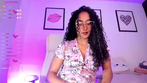 Juliana online show from 03/12/25, 10:28