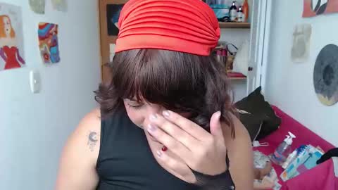 Snapshot of soynanabela chatting on 10/07/25, 02:25 Nana Bela online show from 10/07/25, 02:25