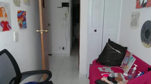 Snapshot of soynanabela chatting on 10/20/25, 08:09 Nana Bela online show from 10/20/25, 08:09