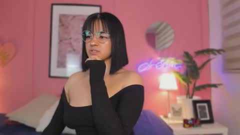 Aleja online show from 11/05/25, 05:40