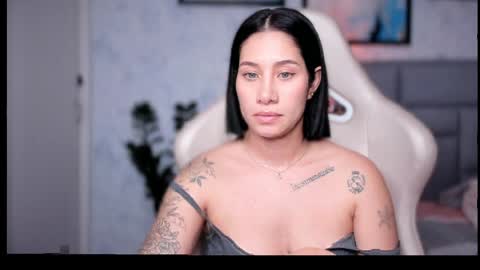 Snapshot of soytulu_ chatting on 04/06/26, 10:11 brisa s online show from 04/06/26, 10:11