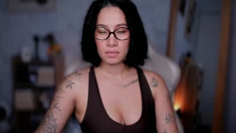 Snapshot of soytulu_ chatting on 06/19/26, 07:39 brisa s online show from 06/19/26, 07:39