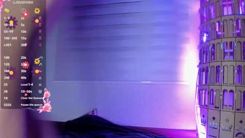 Snapshot of soyvane chatting on 03/11/25, 09:45 VANESSA online show from 03/11/25, 09:45