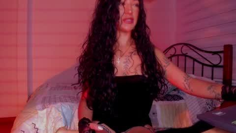 Snapshot of soyvane chatting on 03/29/26, 04:56 VANESSA online show from 03/29/26, 04:56