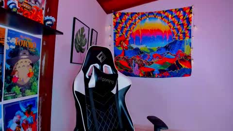 Val online show from 10/24/25, 01:03