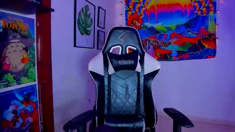 Val online show from 11/20/25, 01:39