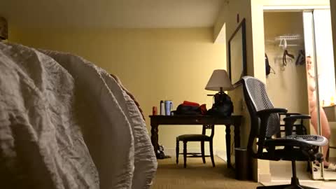 Snapshot of spacecase843 chatting on 01/23/25, 11:26 TrndSettrz online show from 01/23/25, 11:26