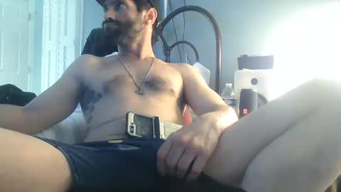 Snapshot of spacecase843 chatting on 02/17/25, 12:10 TrndSettrz online show from 02/17/25, 12:10