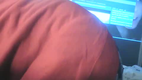 Snapshot of spacecase843 chatting on 03/04/25, 06:15 TrndSettrz online show from 03/04/25, 06:15