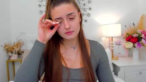 Snapshot of spacelady_ chatting on 03/24/26, 03:28 Julia online show from 03/24/26, 03:28