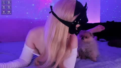 Snapshot of spaceoddkitty chatting on 04/15/26, 09:04 Anya AnYuh online show from 04/15/26, 09:04