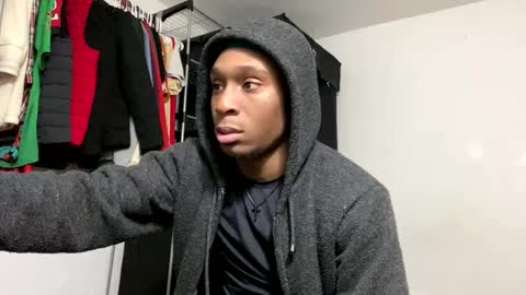 Snapshot of spacepaa chatting on 01/19/25, 12:28 orezz online show from 01/19/25, 12:28