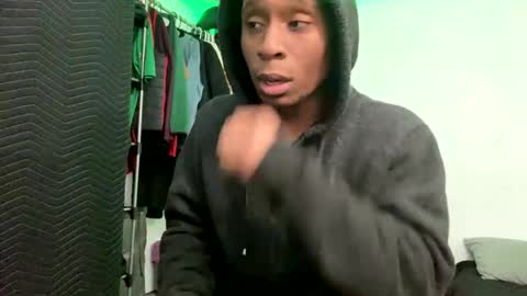 Snapshot of spacepaa chatting on 01/29/25, 04:58 orezz online show from 01/29/25, 04:58