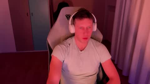 Snapshot of spaduzz chatting on 03/15/26, 06:14 spaduzz online show from 03/15/26, 06:14