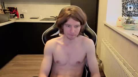 Snapshot of spaisenok chatting on 11/07/25, 11:32 Mike online show from 11/07/25, 11:32