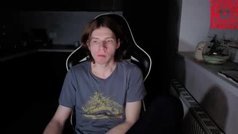 Snapshot of spaisenok chatting on 11/25/25, 01:33 Mike online show from 11/25/25, 01:33