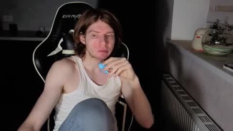 Snapshot of spaisenok chatting on 12/03/25, 01:31 Mike online show from 12/03/25, 01:31