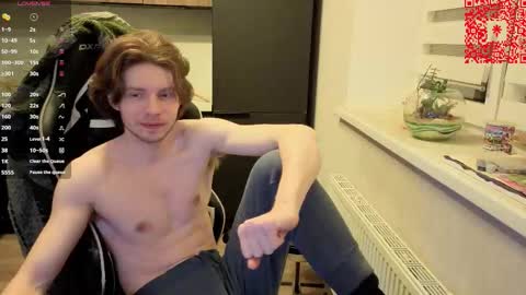 Snapshot of spaisenok chatting on 01/08/26, 09:28 Mike online show from 01/08/26, 09:28