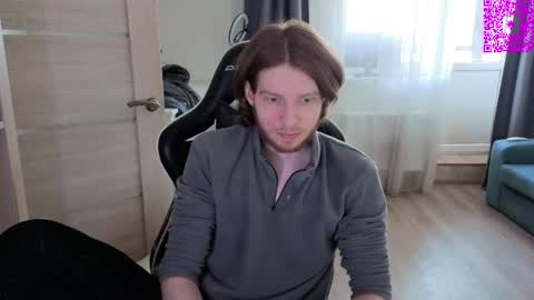 Snapshot of spaisenok chatting on 03/08/26, 10:52 Mike online show from 03/08/26, 10:52