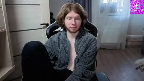 Snapshot of spaisenok chatting on 03/10/26, 02:55 Mike online show from 03/10/26, 02:55