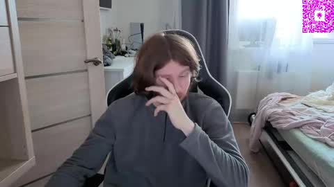 Snapshot of spaisenok chatting on 03/29/26, 09:42 Mike online show from 03/29/26, 09:42