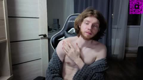 Snapshot of spaisenok chatting on 03/31/26, 12:01 Mike online show from 03/31/26, 12:01